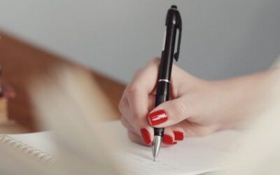Cómo tu escritura revela los secretos de tu personalidad